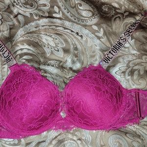 Beautiful Victoria secret bling bra